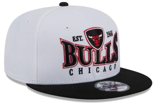 New Era 9Fifty Authentic Crest Mens Adult Snapback Hat (Chicago Bulls White/Black)