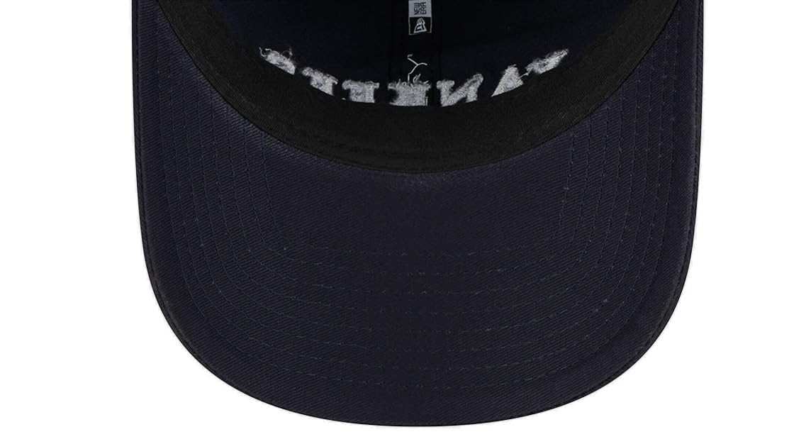 New Era Women's Navy New York Yankees Shoutout 9TWENTY Adjustable Hat - Navy/White