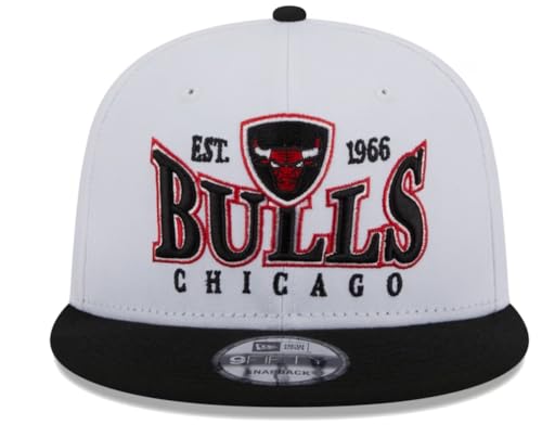 New Era 9Fifty Authentic Crest Mens Adult Snapback Hat (Chicago Bulls White/Black)