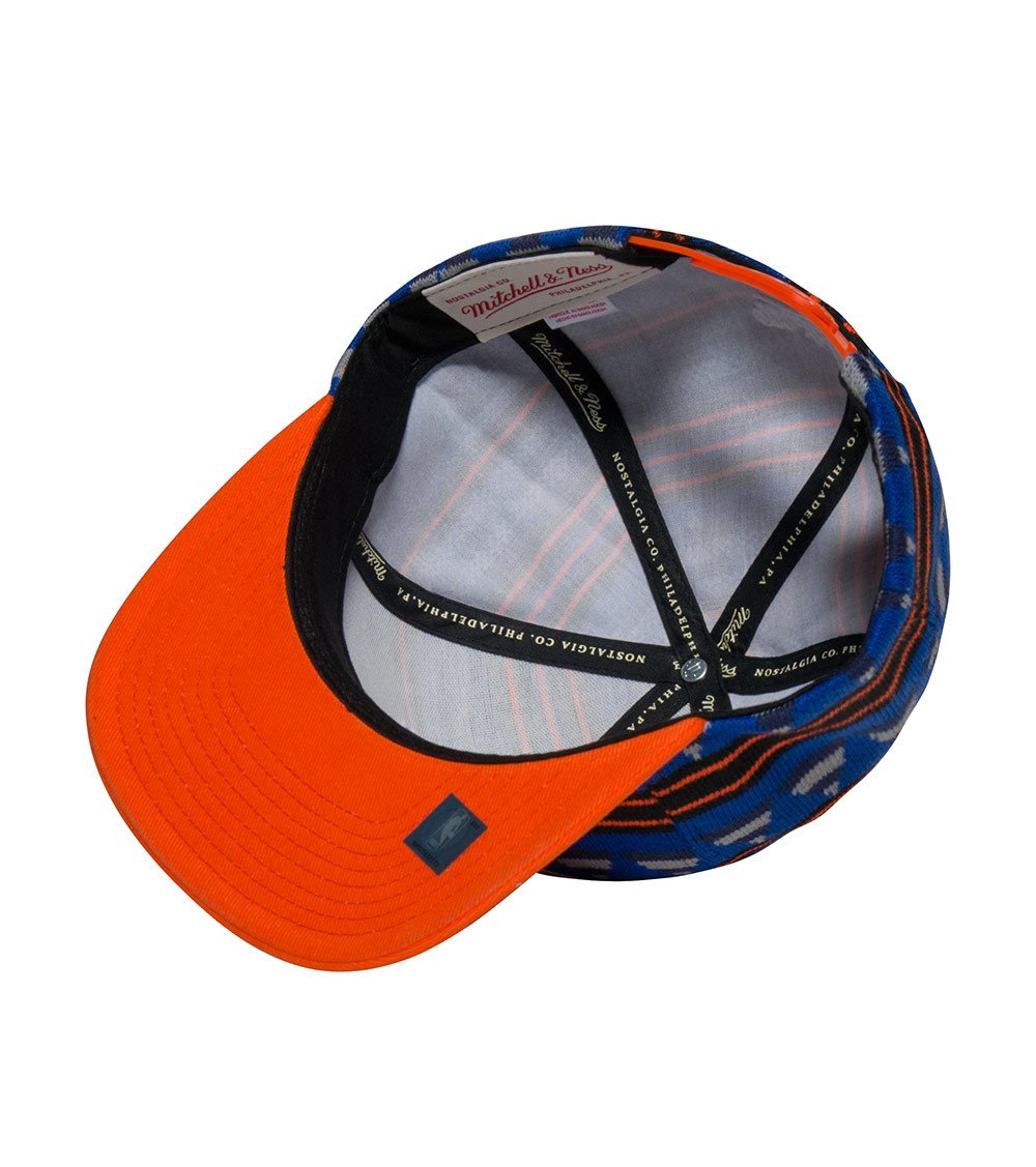 Mitchell & Ness Men's New York Knicks Mixtec Snapback Hat