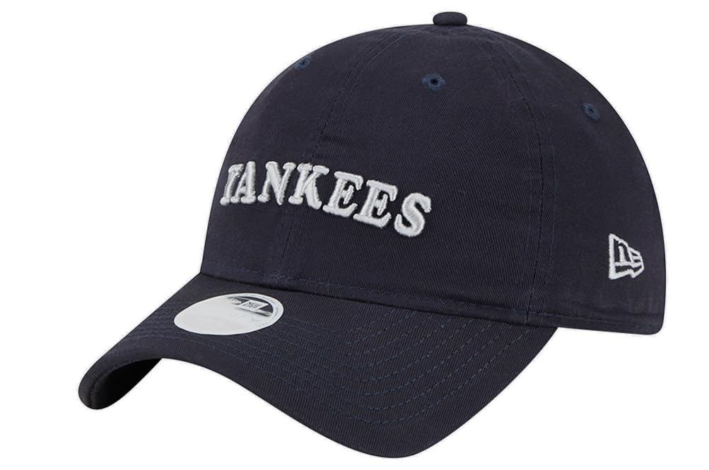 New Era Women's Navy New York Yankees Shoutout 9TWENTY Adjustable Hat - Navy/White
