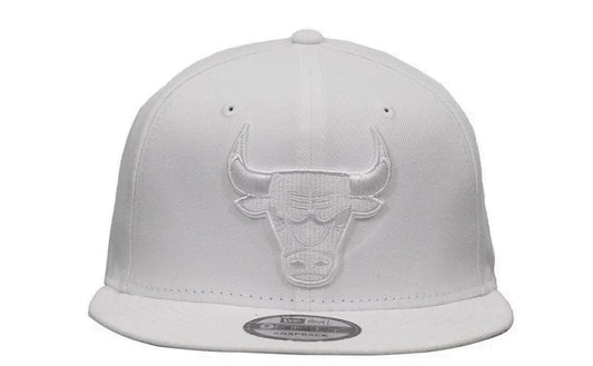 New Era Men's 9Fifty White/White Chicago Bulls Snapback Hat Cap - OSFM