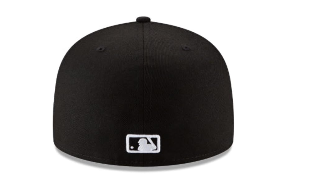 New Era Men's Chicago White Sox Black on Black White Outline B Dub 59Fifty Fitted Hat (US, Numeric, 8, Black/White)