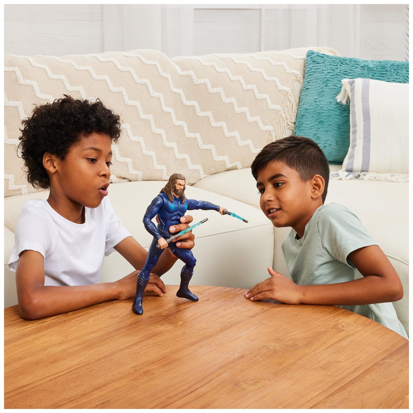 DC Comics, Double Strike Aquaman Action Figure, 12-inch, Stealth Suit, Lights & Sounds, Easy to Pose, Collectible Superhero Kids Toys for Boys 4+