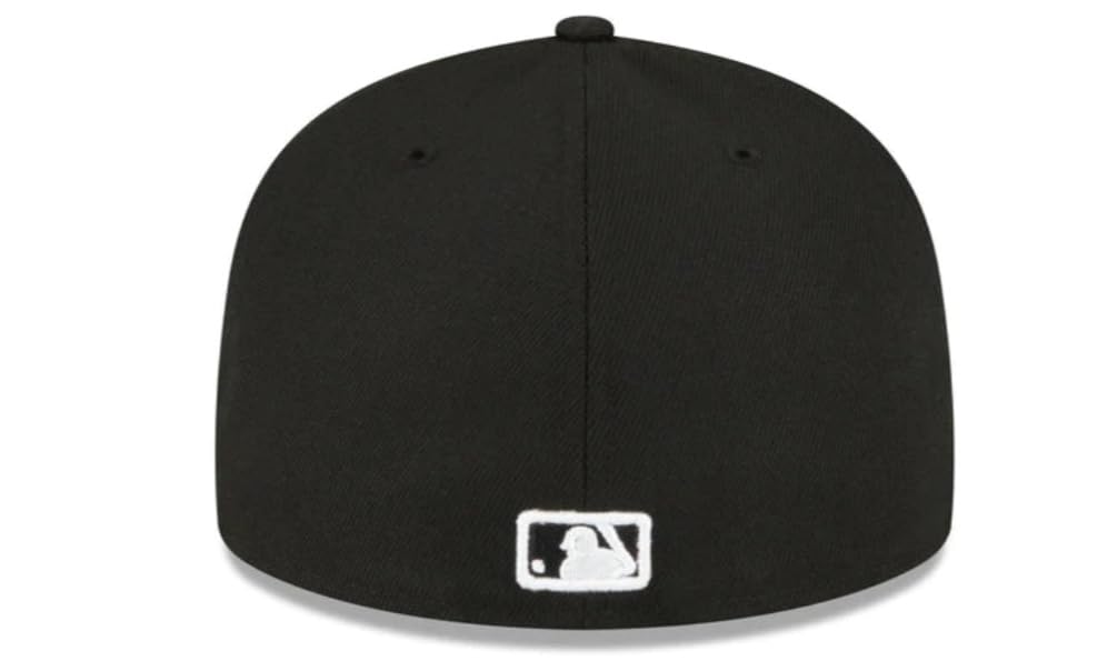 New Era Men's Atlanta Braves 59FIFTY 2021 World Series Champions Side Patch Fitted Cap, Hat Black/White (US, Numeric, 7 3/8, Black/White)