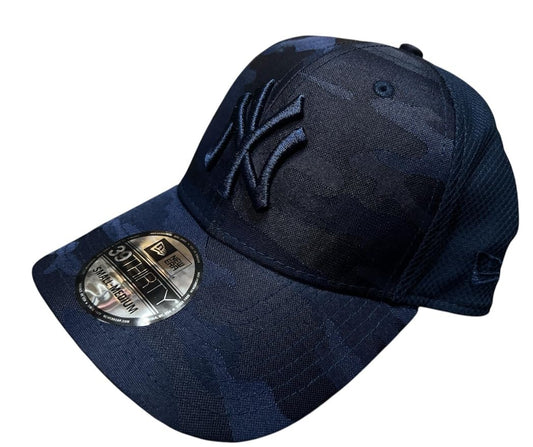 New Era Rare MLB New York Yankees Tonal Camo Blue 39THIRTY Stretch Fitted Hat Size S/M Small to Medium