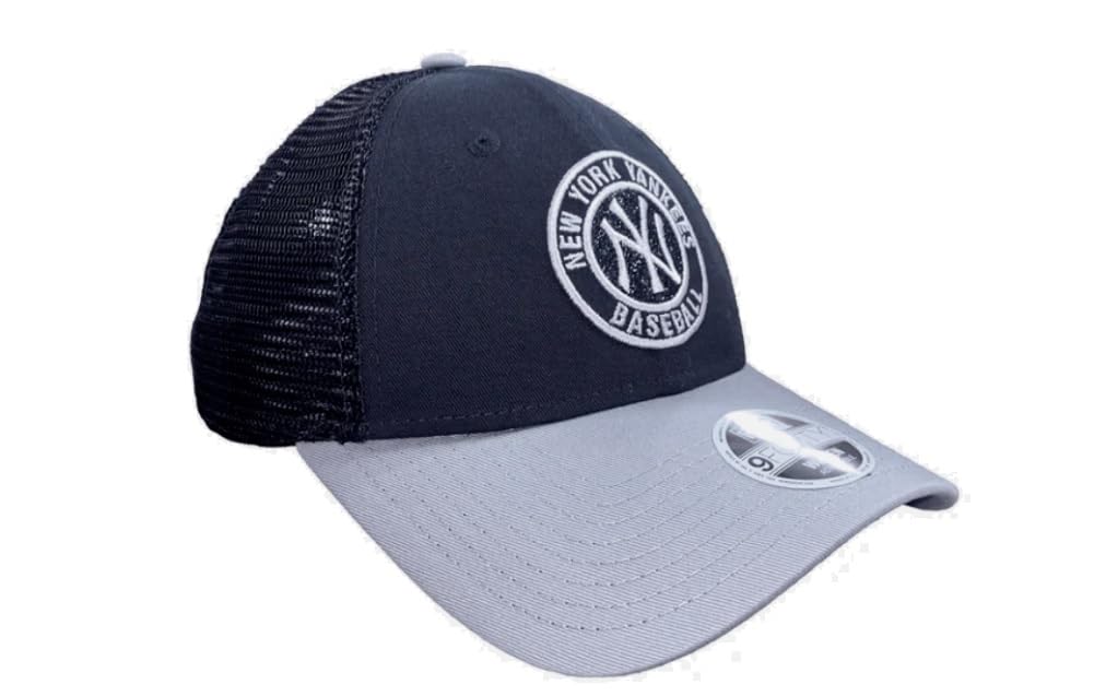 New Era Women's New York Yankees 9FORTY Glitter Trucker Adjustable Hat Cap Snapback Navy/Grey