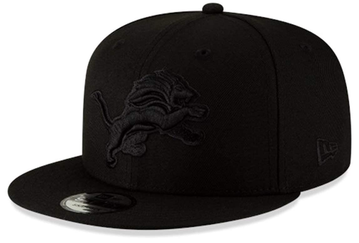 New Era Exclusive Selecition Men's Lions Motor City Adjustable Cap Hat One Size Fit Most Snapback/Velcro/Buckle Closure (US, Alpha, One Size, Black On Black)