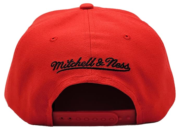 Mitchell & Ness Core Basic Snapback Hat