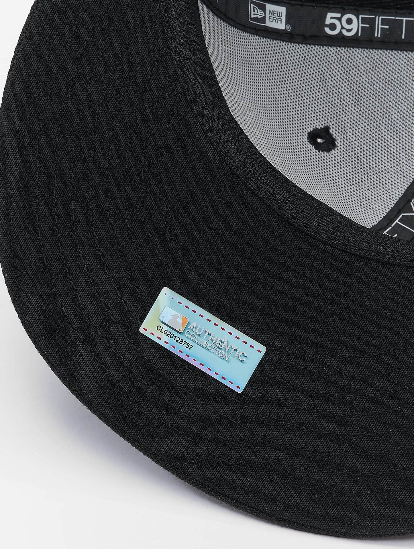 New Era 59Fifty Arizona Diamondbacks AC Alternative 2022 Authentic Collection On Field Fitted Hat Black (US, Numeric, 8)