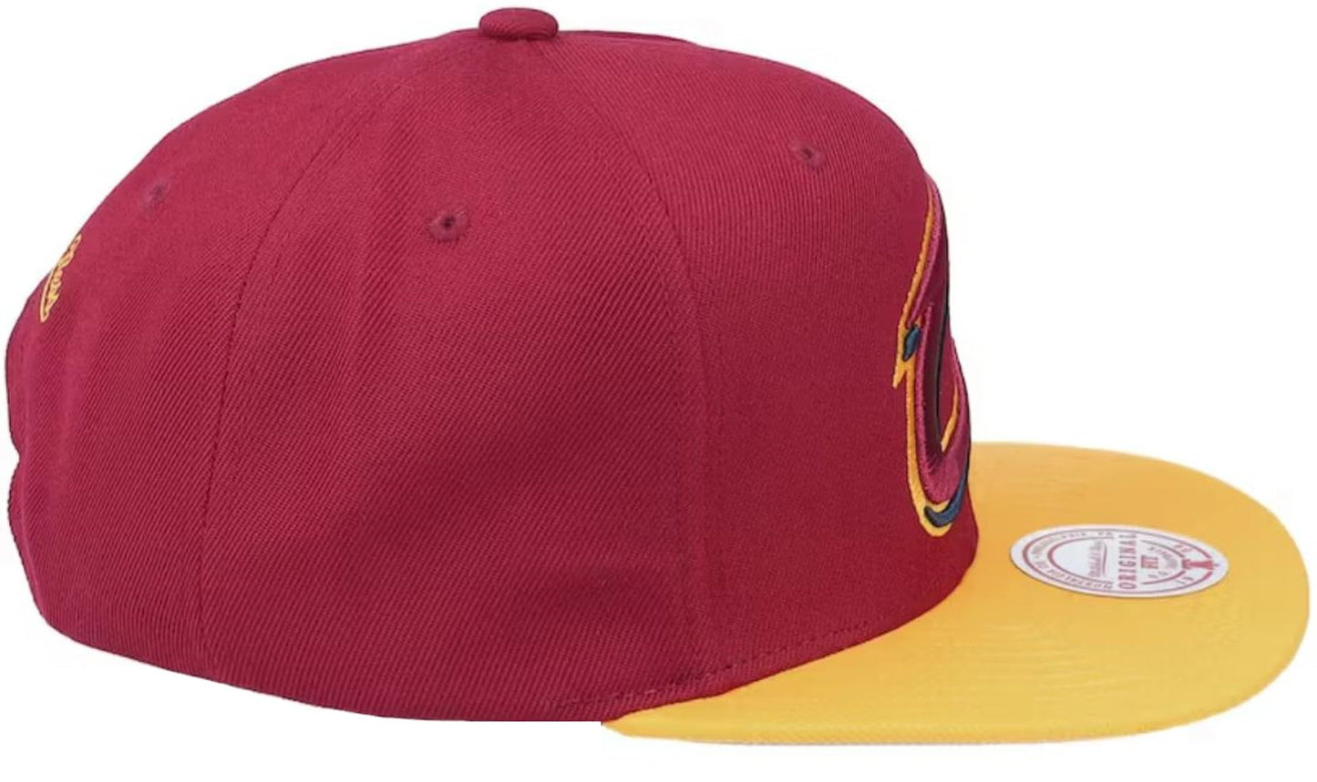 Mitchell & Ness Cleveland Cavaliers Core Basic Snapback Adjustable Hat Cap - Team Colors