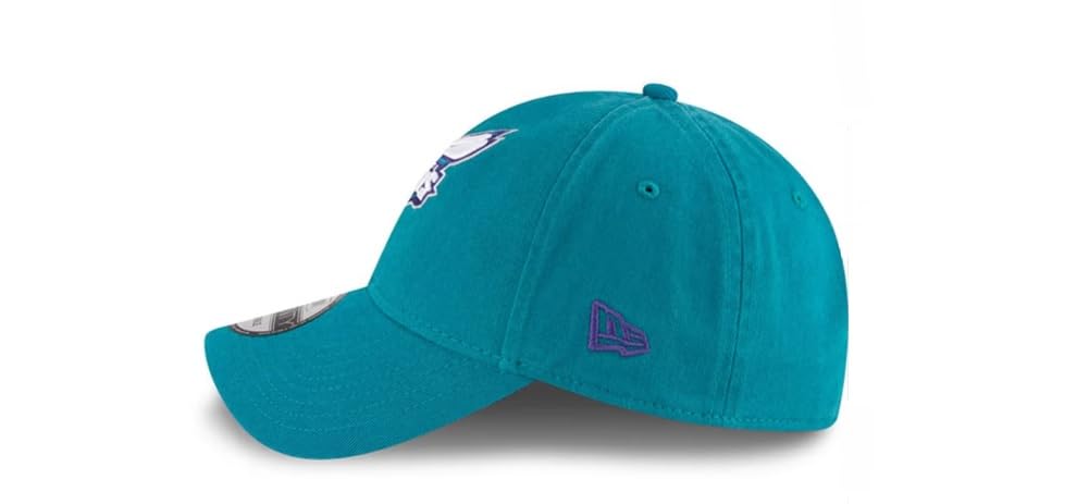 New Era Women's Charlotte Hornets CORE Classic 9TWENTY Adjustable HAT - Teal
